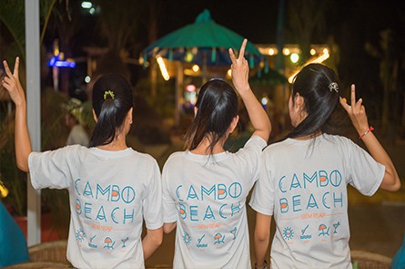 Cambo Beach Team